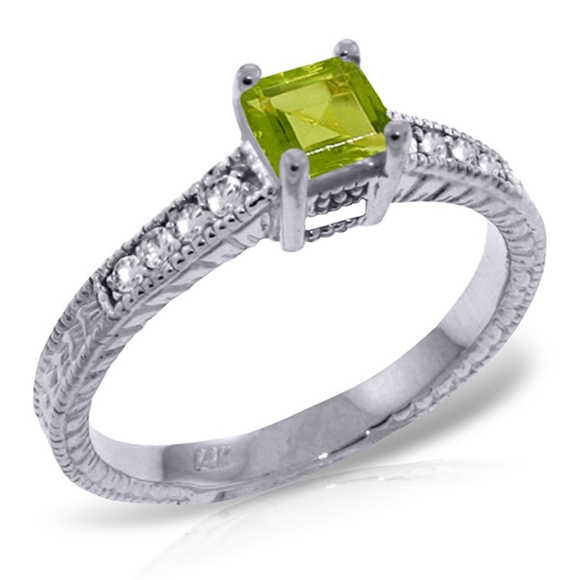 SOLID GOLD RING WITH NATURAL DIAMONDS & PERIDOT